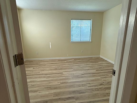 4th image of 4750 Seahawk Ct Unit A-1
