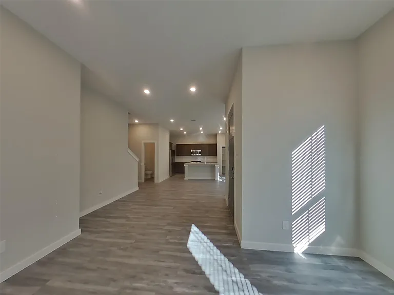 4918 San Fabiano Ct — Photo 3