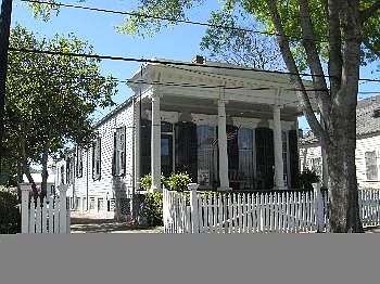 1st image of 219 Olivier St