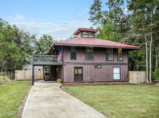 7313 Ieke Cir, Diamondhead, MS 39525