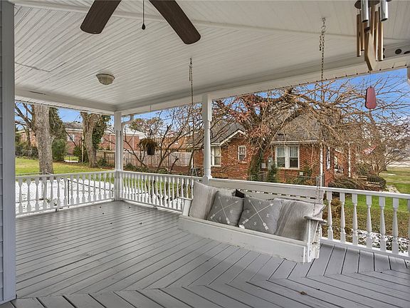 4th image of 110 S Fairplay St