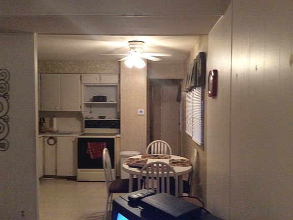 5th image of 1413 Highland Ave