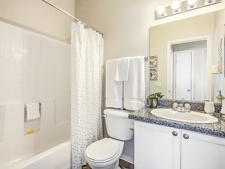 Diamond Vista — Photo 15