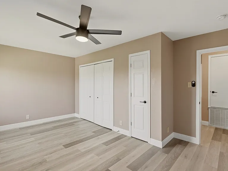 7338 Raintree Frst — Photo 15