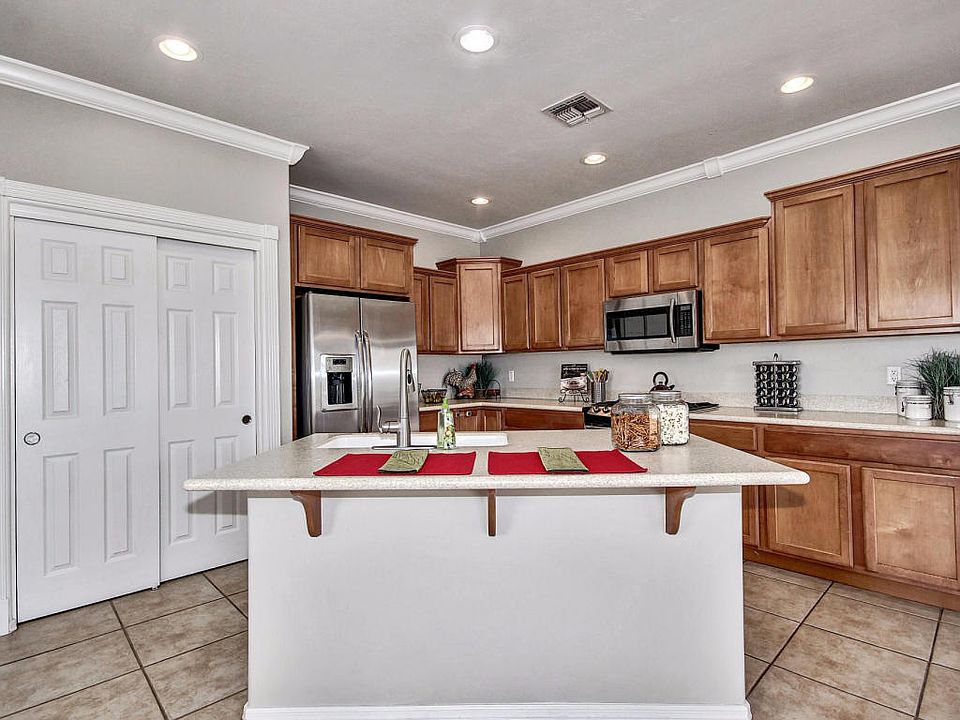 1st image of 10587 E Blue Pearl Ct