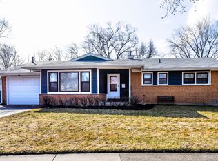 501 Magnolia Ln, Elk Grove Village, IL 60007