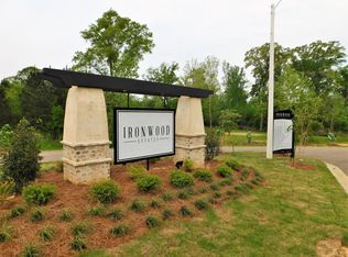 200 Ironwood Pl, Brandon, MS 39042