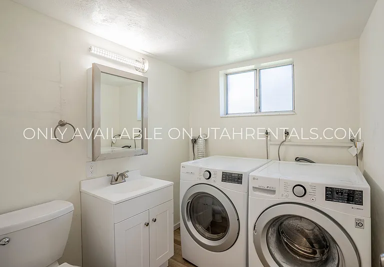 32 E 925 N — Photo 13