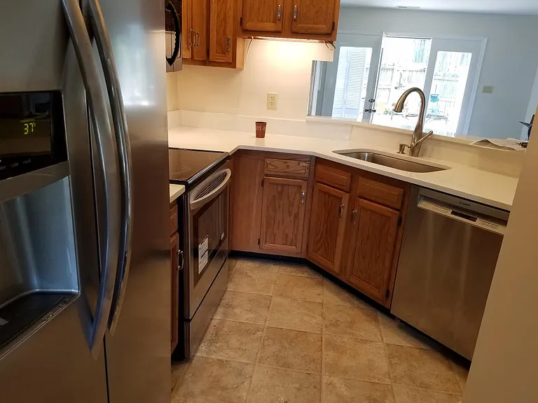 7806 Coachford Ct — Photo 3