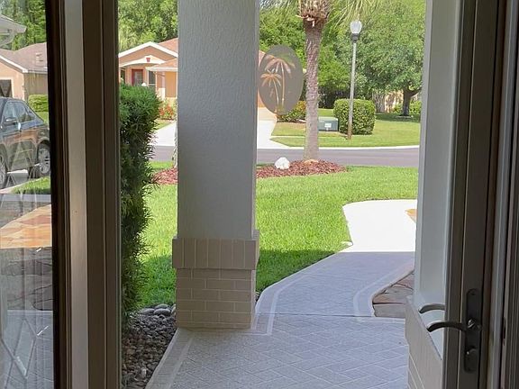 2nd image of 27310 Autumn Grove Ct