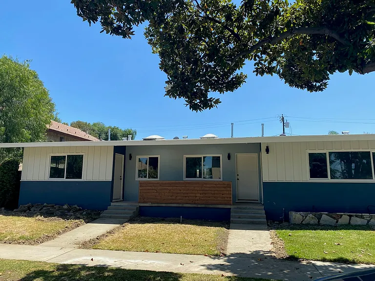 150 N Roberto Ave #146 — Photo 7