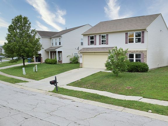 3rd image of 10428 Bellchime Ct