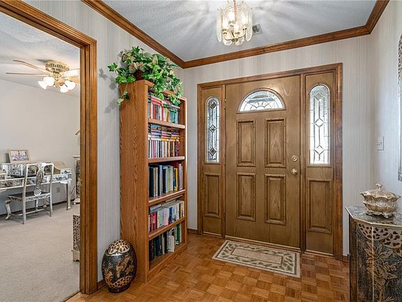 4th image of 1800 Oliver Springs Way