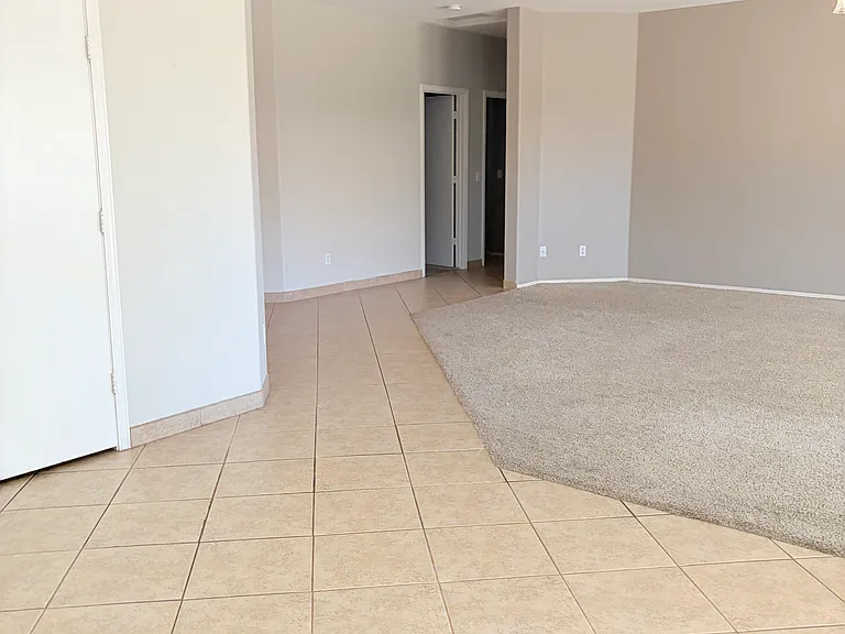 1042 E Canyon Way — Photo 20