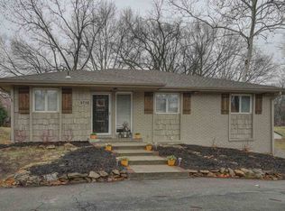 5750 NW Valley Rd, Kansas City, MO 64151