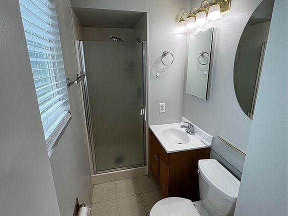 2nd image of 5166 Coco Palm Dr