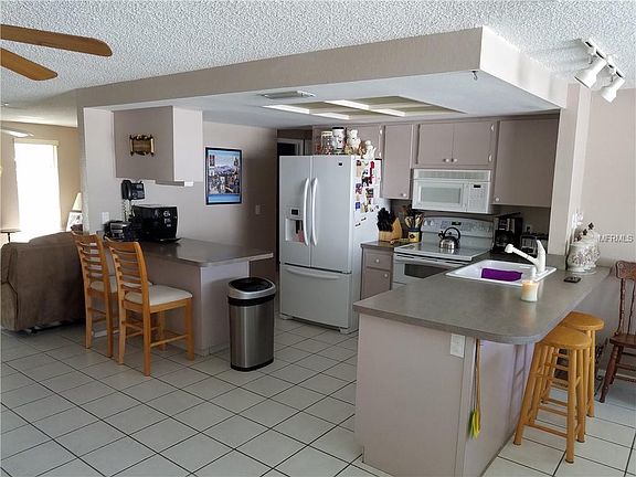 5th image of 2032 Sourwood Blvd