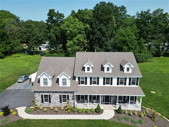 2nd image of 2152 Terry Rd