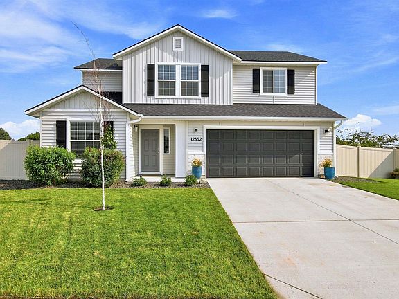 2nd image of 12352 Nantes Ct