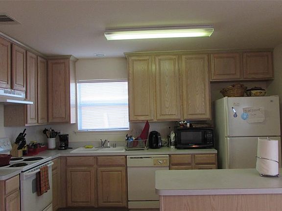 5th image of 1309 Dale Ln
