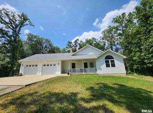 4401 Poppy Rd, Pinckneyville, IL 62274