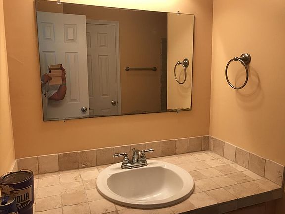 2nd image of 590 Royal Oak Dr APT 10