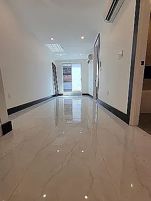 3rd image of 1336 Dekalb Ave #407