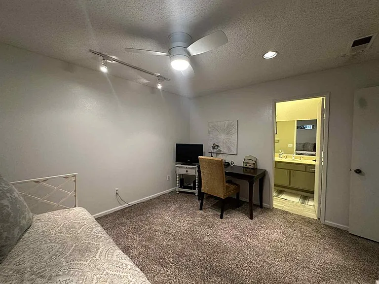 4 Hermosillo Ln — Photo 17