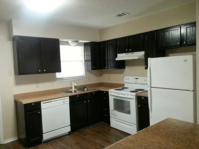 640 S Rogers Rd #646 — Photo 9