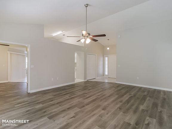 4th image of 3714 Opal Dr