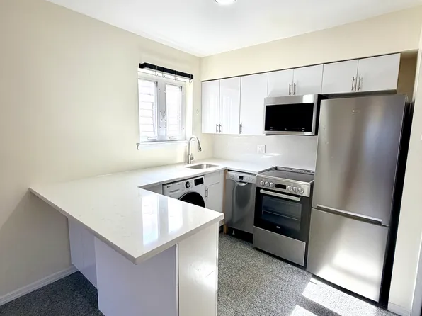 25-19 36th Street image 1 of 5