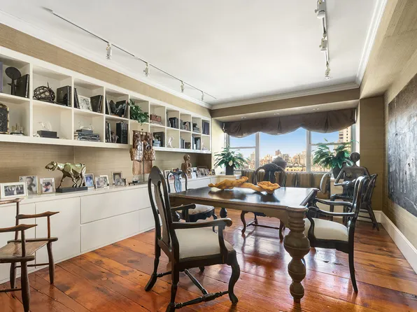 150 East 69th Street image 6 of 14