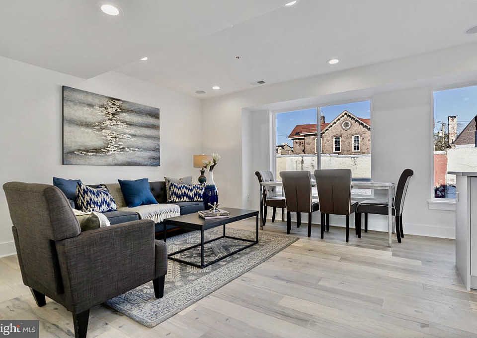1st image of 1323 N 17th St #8