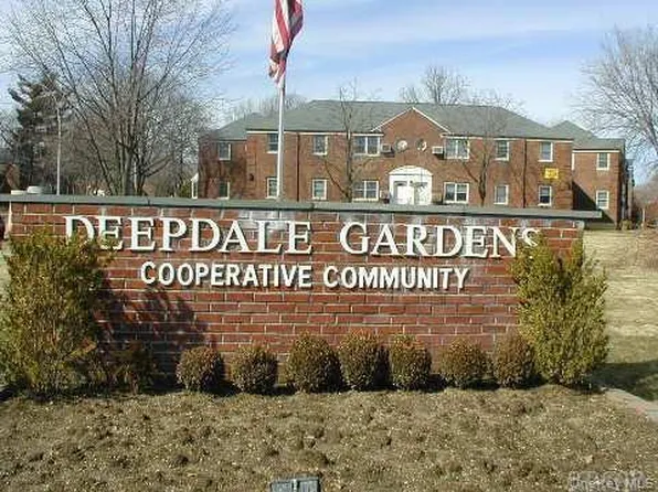 251-49 61 Avenue 1 Floor, Little Neck, NY 11362