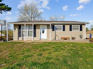 805 Old State Rd S, Pevely, MO 63070