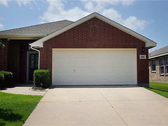 2nd image of 6809 Whitestone Dr