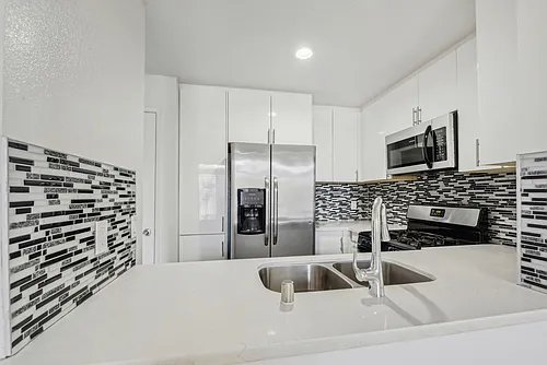 Kenmore Towers Photo 1