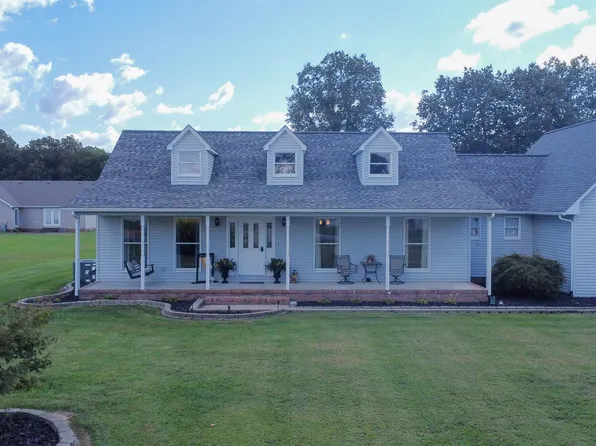 109 Charles Ave, Kevil, KY 42053
