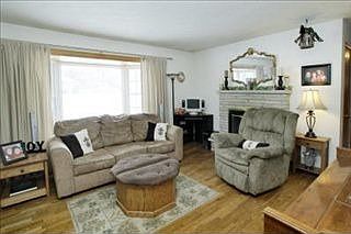 2nd image of 410 Glendale Ave