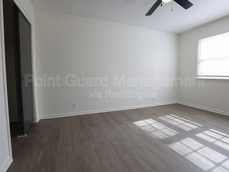 2922 N 54th St — Photo 29
