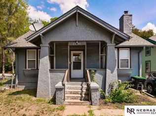 2884 Newport Ave, Omaha, NE 68112