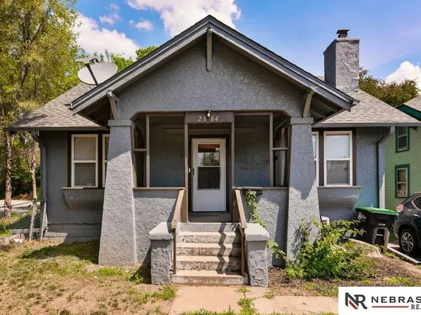 2884 Newport Ave, Omaha, NE 68112