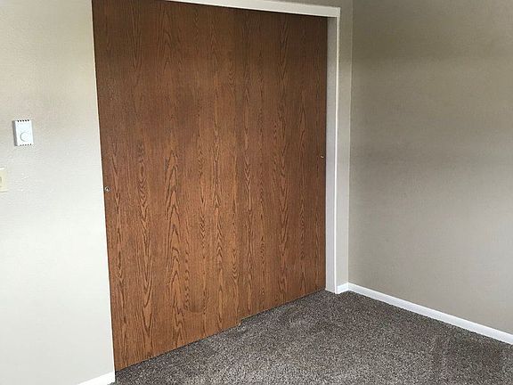 3rd image of 1201 River Dr APT 36