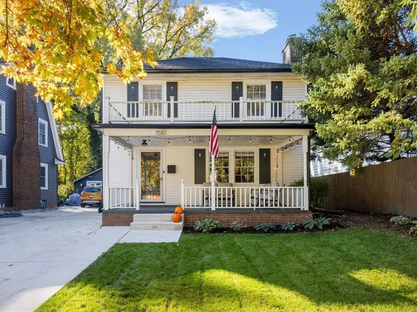 1510 Sunnymede Ave, South Bend, IN 46615