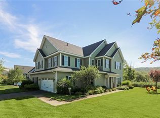 1 Revolution Rd, Cold Spring, NY 10516