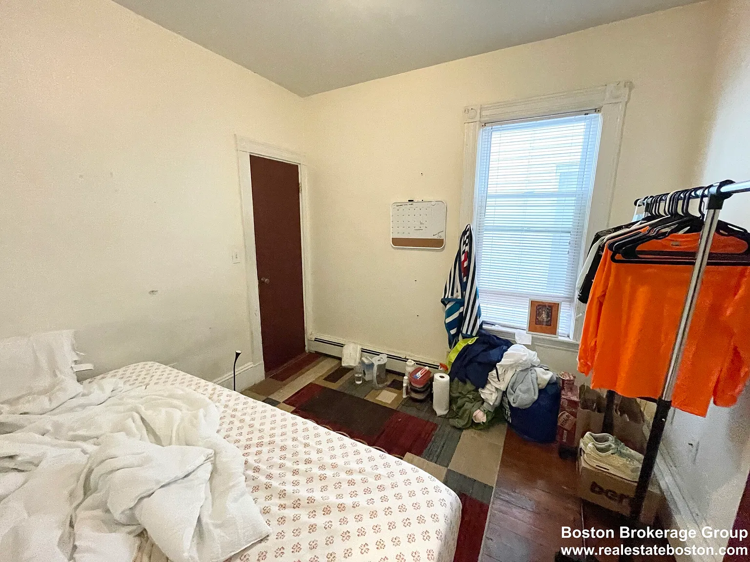 4 bed, 1.5 bath, 999 sqft, $3,400 — Photo 4