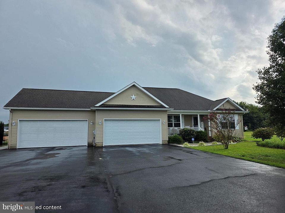 1st image of 11684 Kensington Way