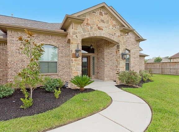 3rd image of 11711 W Grand Pond Ct