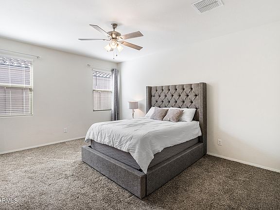 5th image of 1628 N HUBBARD Street