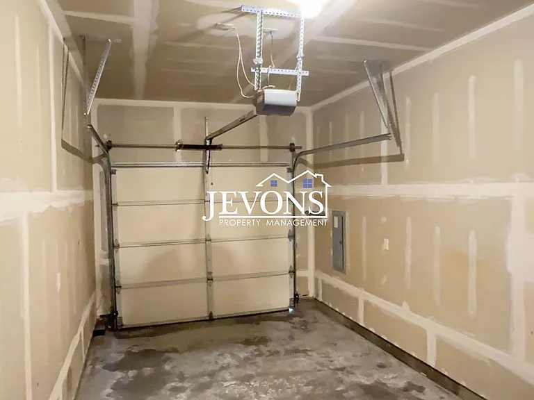 4538 S Warner St #A — Photo 20